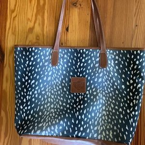 Barrington Savanah Zippered Tote